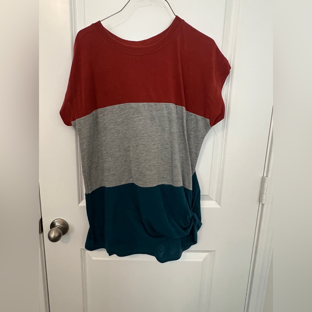 She + Sky Colorblock Short Sleeve Top - Red, Gray, Teal